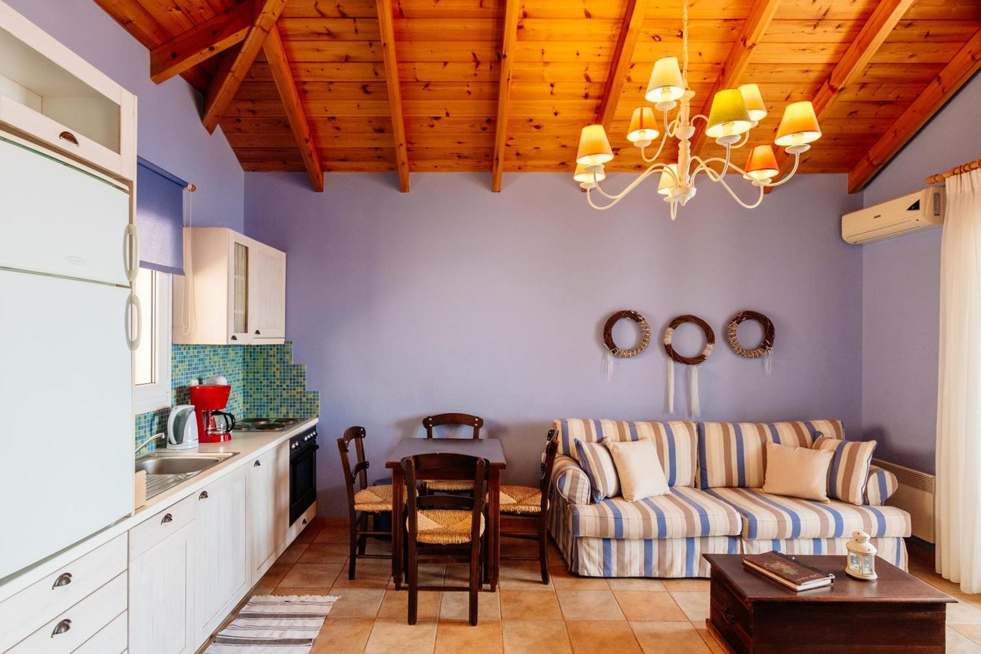 Apelon Tiritas Villas Leonidio Exterior photo